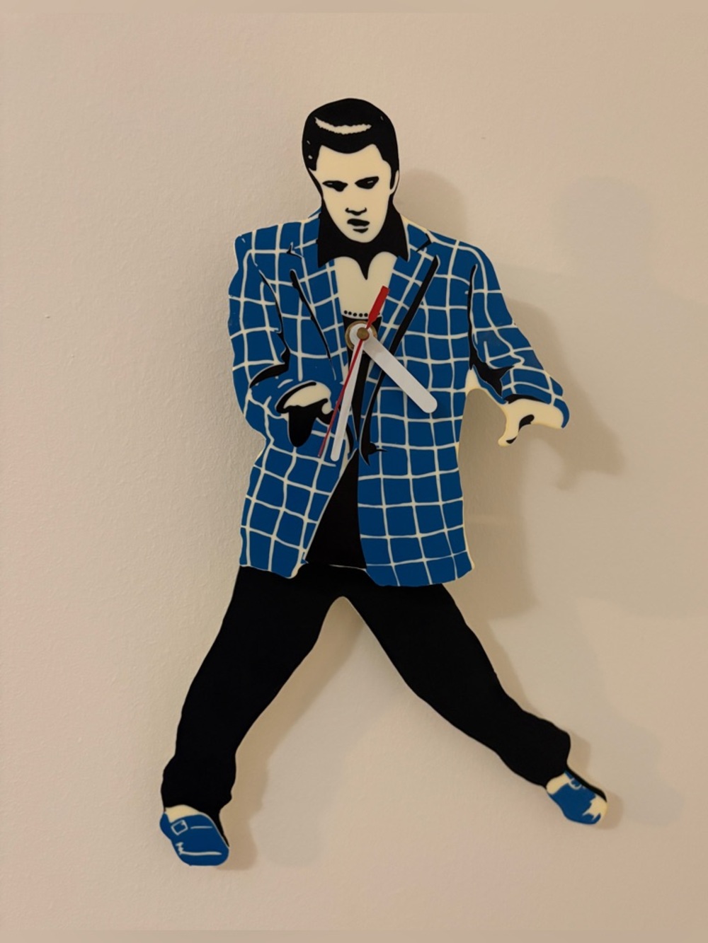 Elvis Presley Blue Suede Shoes Pendulum Clock - Picture 3 of 14